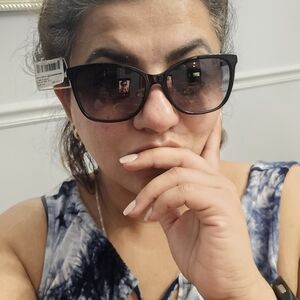 Liz Claibourne Sunglasses